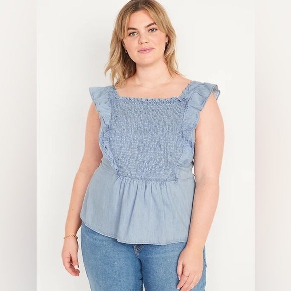 Old Navy smocked ruffle jean top size large chambray - Picture 1 of 10